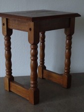 Table d'appoint ou petit banc