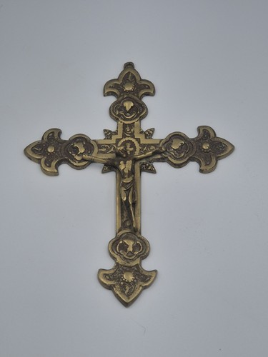 Christ bronze mural - christ, en