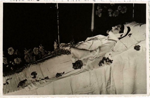 Cpa la reine - cpa,