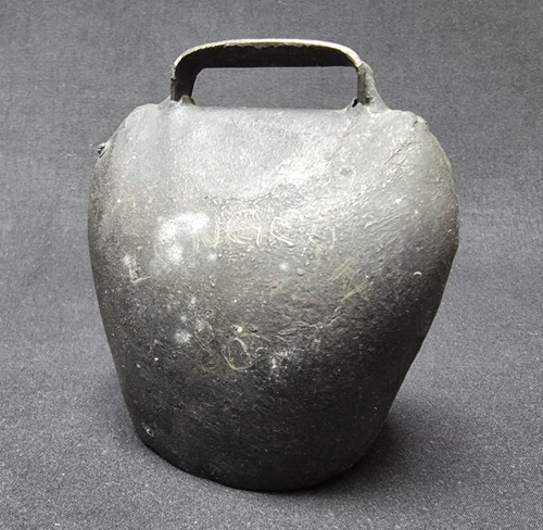 Cloche ancienne métal - ancienne,