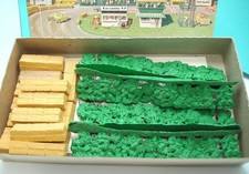 clean used atlas set of 4 rubber hedges with box and 14 rubber hay bales