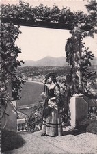 6 NICE ENTRE LES PERGOLAS