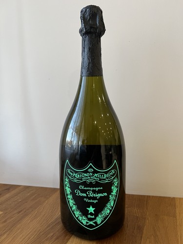 Dom pérignon champagne - dom,