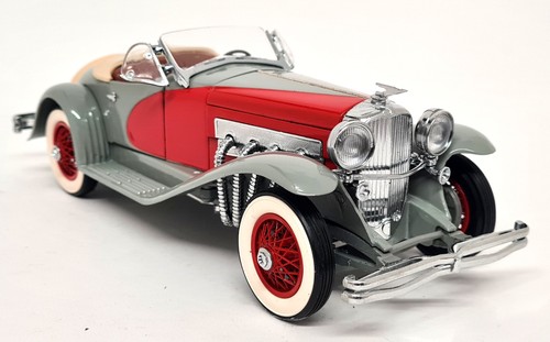 Danbury mint duesenberg - mint, 1/24
