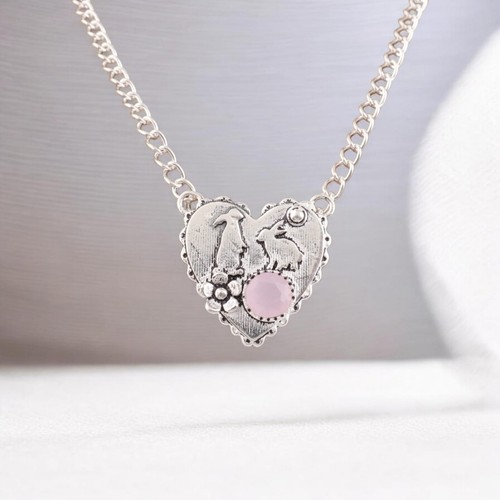 Pendentif femme fleur - , d'agate