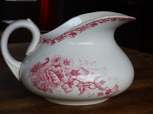 Broc toilette ancien saint - broc,