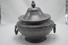 Soupière plat pot en étain