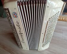 Accordéon Cavagnolo 5 registres main droite et 3 main gauche