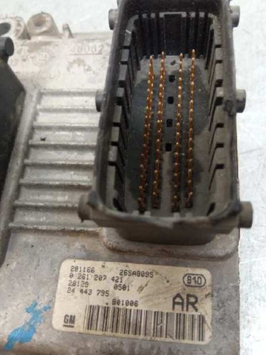 0261207421 boîtier moteur uce