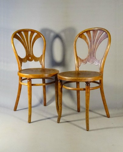 Deux chaises bistrot thonet - deux,