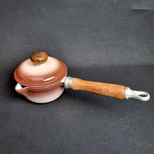 Petite casserole fonte - petite,