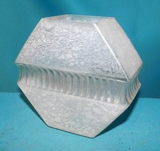 ANCIENNE TULIPE EN VERRE