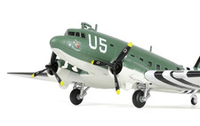 AVION  DOUGLAS  C-47  SKYTRAIN