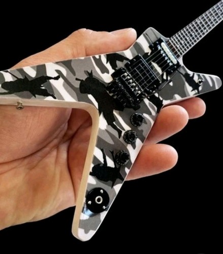 Dimebag darrell axe heaven - dimebag,