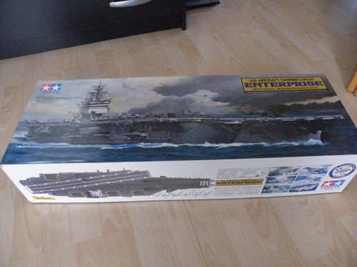 Vends maquette s - vends, u.s