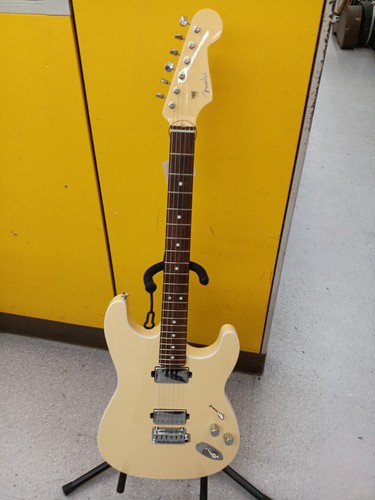 Guitare électrique fender - guitare,