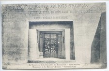 CP Militaria - Guerre 14-18 - Le Monument de la tranchée des Baïonnettes Entrée