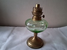 ANCIENNE LAMPE A PETROLE