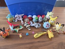 Pokemon Figurines Lot