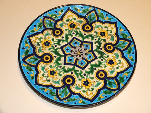 Rare assiette émaux - à, d'