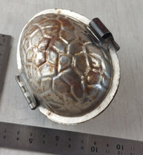 Ancien moule à chocolat, oeuf