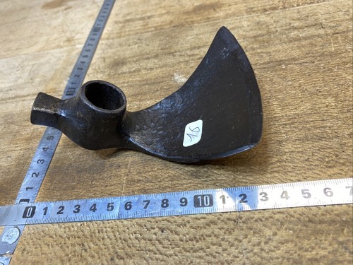 Old tool outil - old,