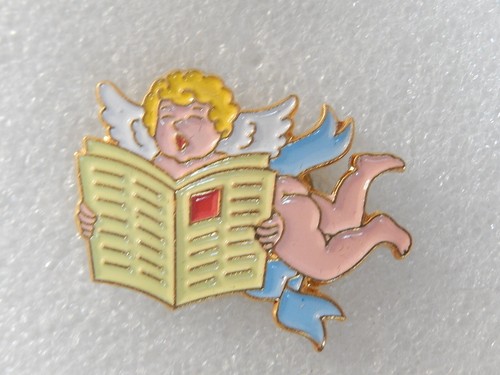 Pin ange qui lit - ,