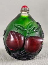 Chinese Peach Shape Bat Carved Peking Overlay Glass Snuff Bottle