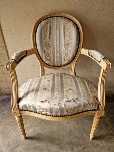 Fauteuil style louis xvi - style, en