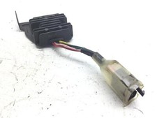 Régulateur De Tension Avec