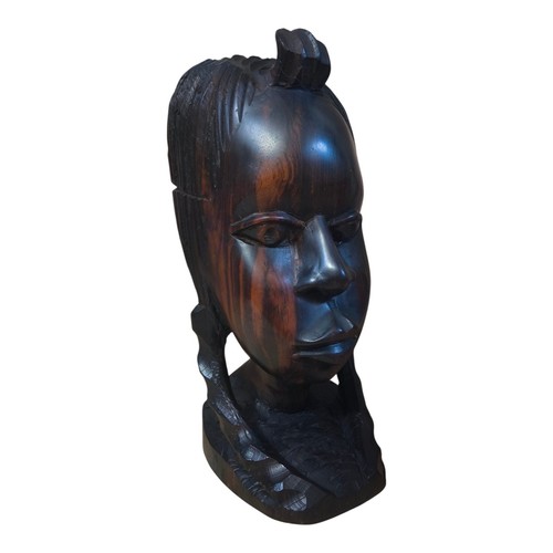Buste femme africaine vintage