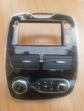 Renault Clio MK4 2013-2016 Centre Radio Console,Chrome Black Surround Trim