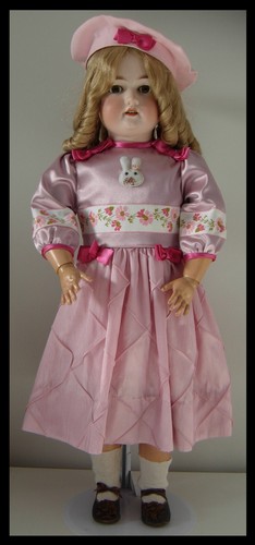 Robe béret poupée ancienne - &,