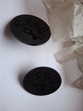 2 Centres  enjoliveurs de