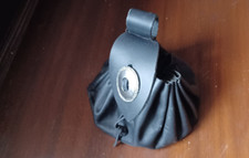 Imposante bourse cuir costume