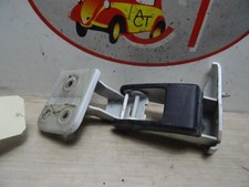 Charniere de porte de coffre