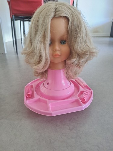 Tête coiffer avec socle et - avec,