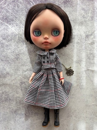 Custom blythe doll - blythe, made