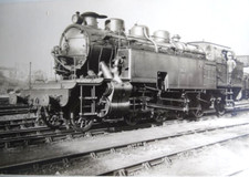 photo card steam locomotive to identify - railway workers - postcard ref 047 stamp Vilain