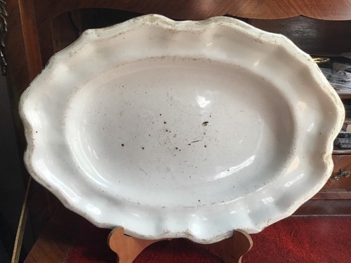 Grand plat ovale ancien - , en