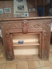 CHEMINEE ancienne en bois SCULPTEE ou BIBLIOTHEQUE murale suspendue