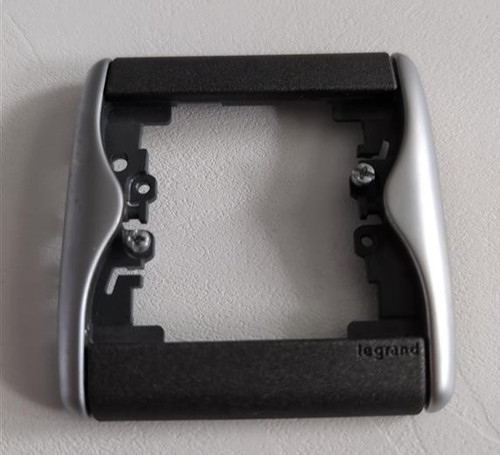 Legrand sagane 82420 plaque - legrand,