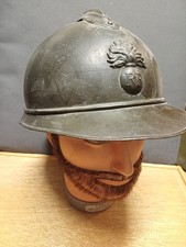 Beau casque Adrian modèle