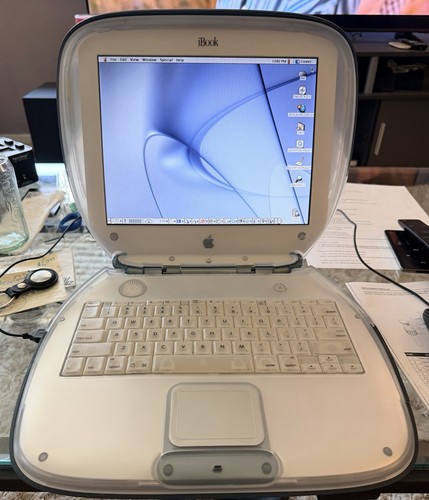 Rare apple ibook clam - ibook, g3