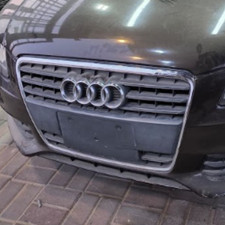 Grille centrale avant Audi A4