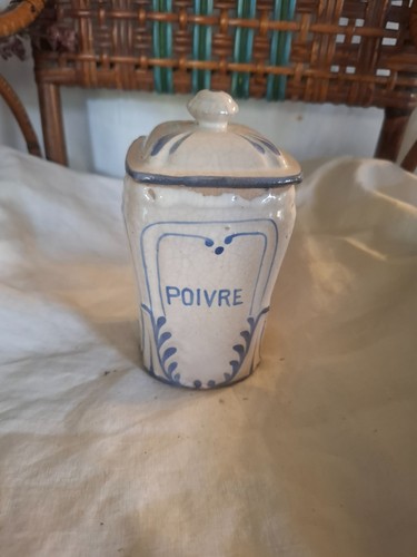 Pot épices en faïence - Épices,