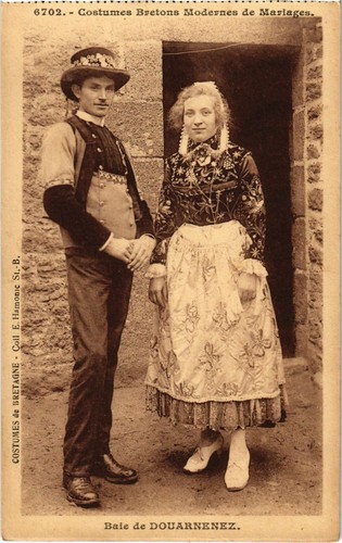 Old postcard douarnenez - old,