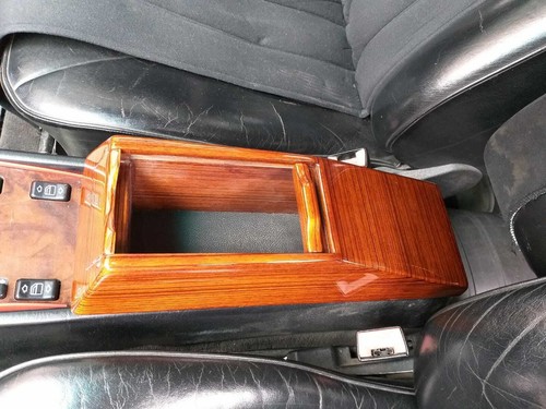Console mercedes class w124 - e,