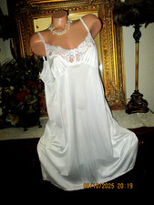 SEXY VASSARETTE PLUS SIZE WHITE LACY SATINY NYLON FULL SLIP 44 46