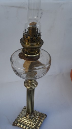 Ancienne lampe pétrole - lampe, a